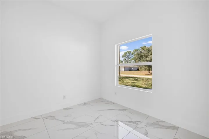 2603  50th W ST, Lehigh Acres, FL 33971