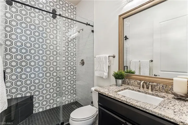 9466  Terresina  DR, Naples, FL 34119