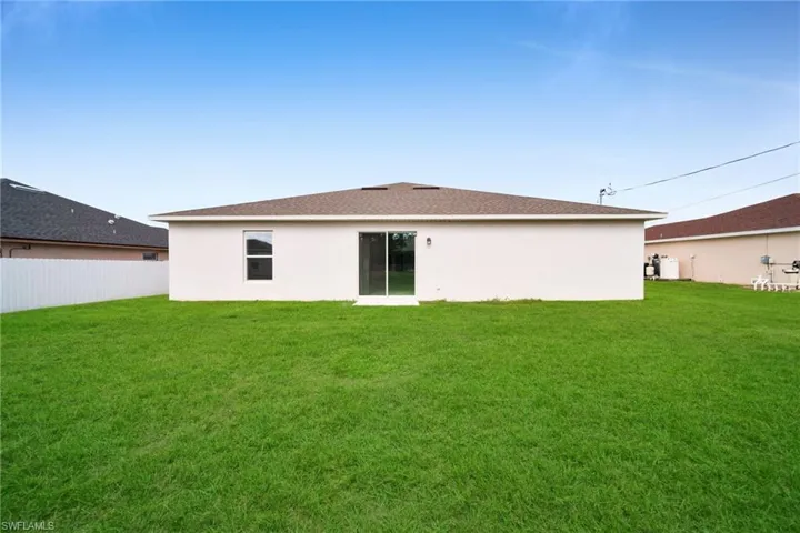 328 Ne 21st St, Cape Coral, Florida 33909