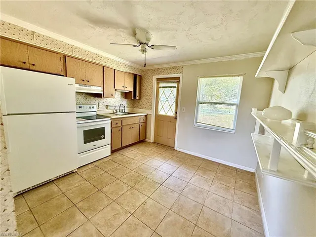 Unit 1 2 bed 2 Bath