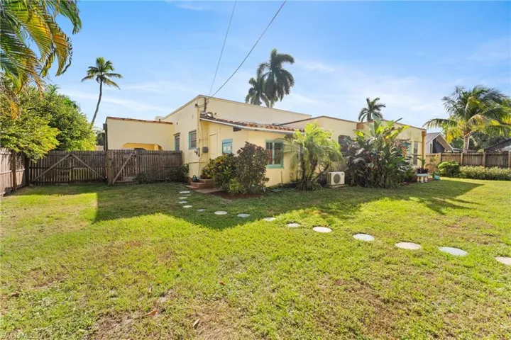 364 Arlington Ave, Fort Myers, Florida 33905