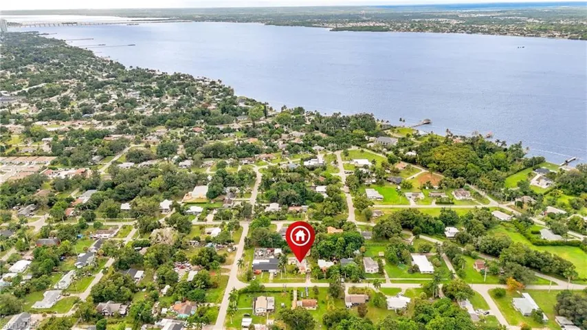 364 Arlington Ave, Fort Myers, Florida 33905
