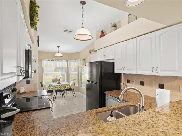 10188 Regent Cir 2802, Naples, Florida 34109