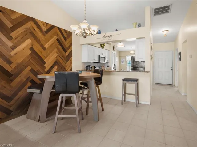 10188 Regent Cir 2802, Naples, Florida 34109