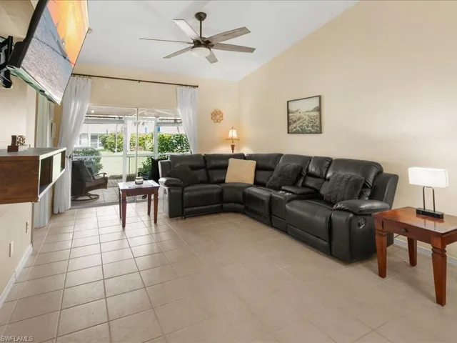 10188 Regent Cir 2802, Naples, Florida 34109
