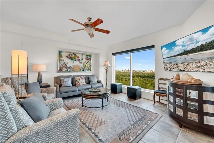 7575  Pelican Bay  BLVD, Naples, FL 34108