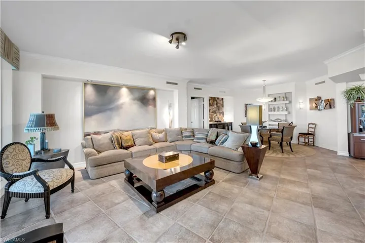 7575  Pelican Bay  BLVD, Naples, FL 34108