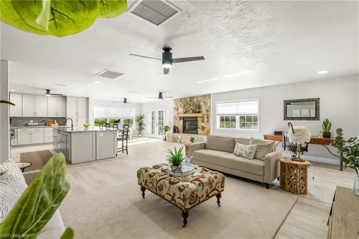 17221  Shelby  LN, North Fort Myers, FL 33917