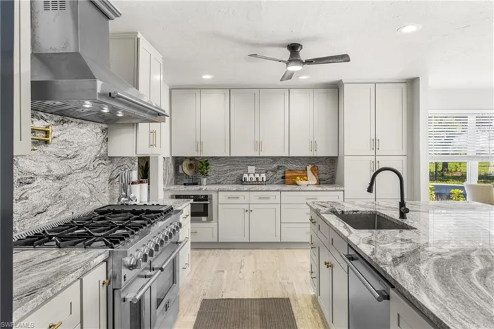 17221  Shelby  LN, North Fort Myers, FL 33917