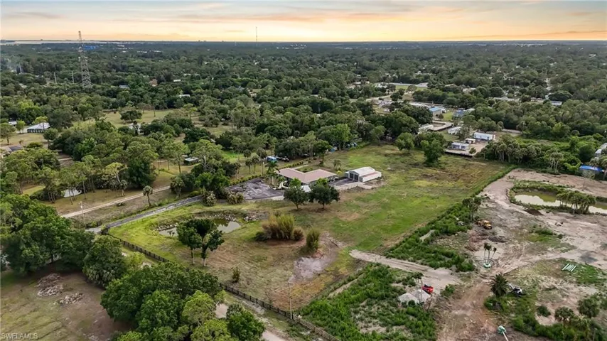 17221  Shelby  LN, North Fort Myers, FL 33917