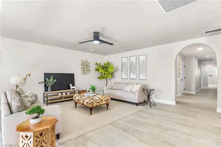 17221  Shelby  LN, North Fort Myers, FL 33917