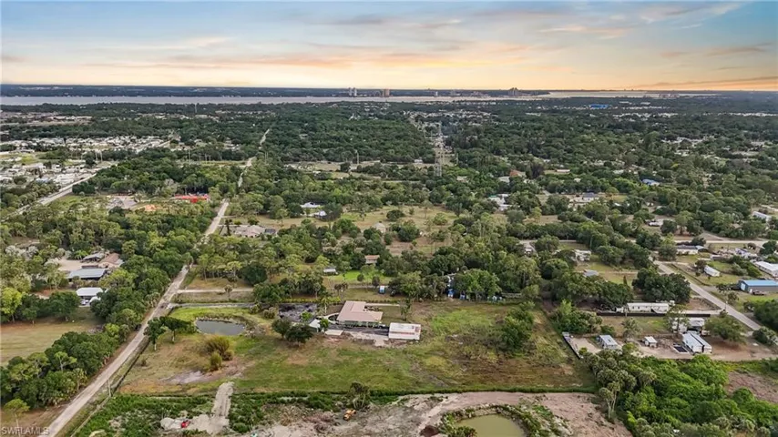 17221  Shelby  LN, North Fort Myers, FL 33917