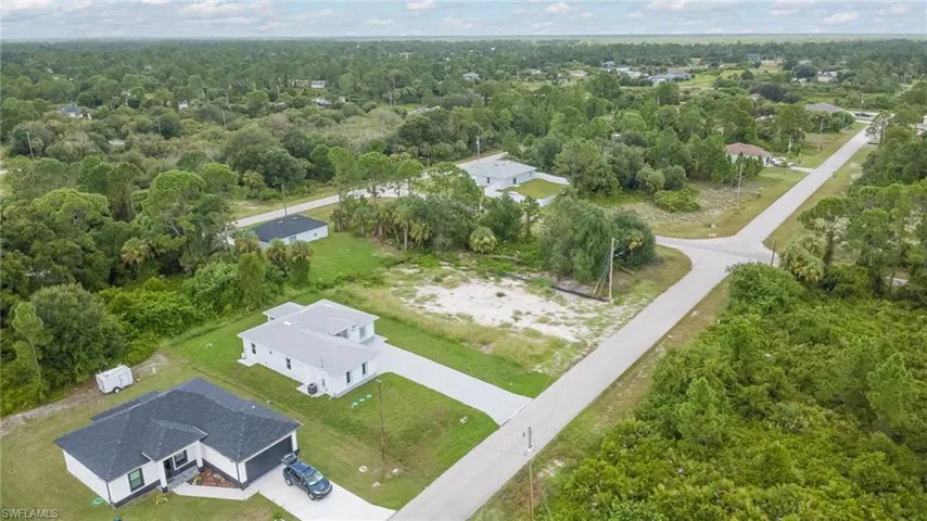 758 Bianca Ave S, Lehigh Acres, Florida 33974