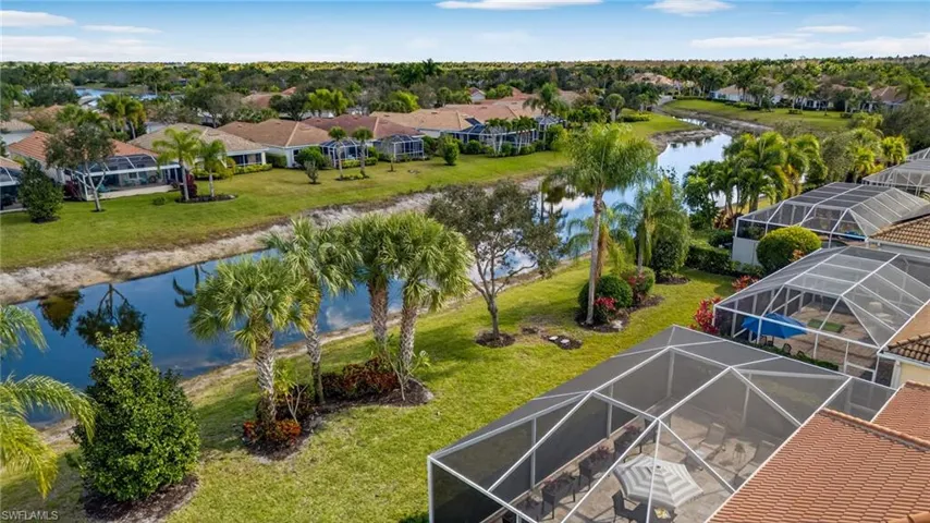 Stunning Lake View!