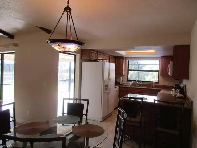 1510 SE 11th  PL, Cape Coral, FL 33990
