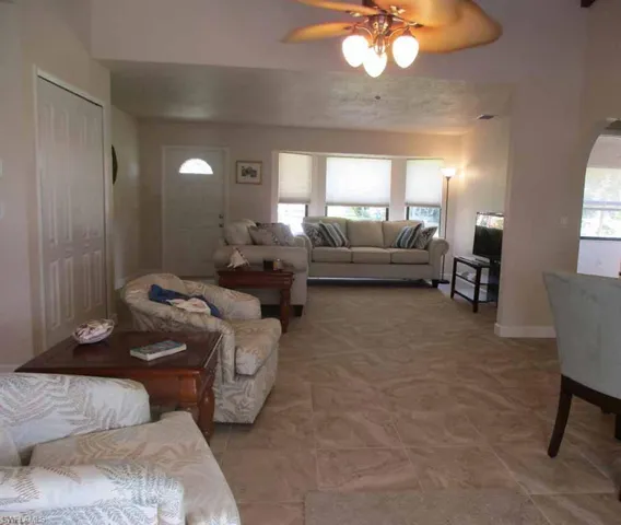 1510 SE 11th  PL, Cape Coral, FL 33990