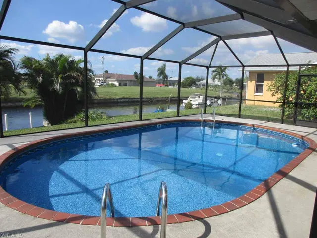 1510 SE 11th  PL, Cape Coral, FL 33990