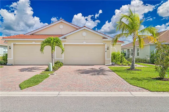 4209  Bloomfield  ST, Fort Myers, FL 33916