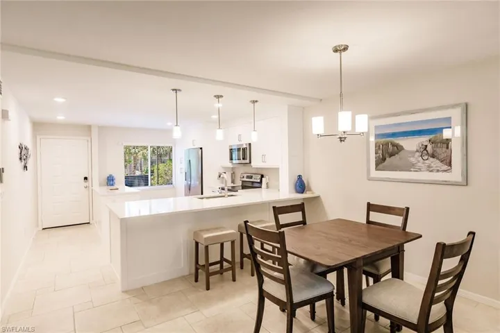 3032  Sandpiper Bay  CIR, Naples, FL 34112