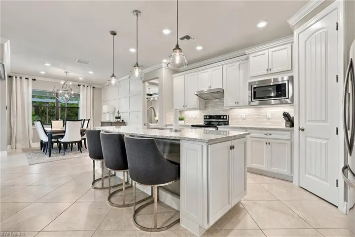 10848 Maitland Way, Fort Myers, Florida 33913