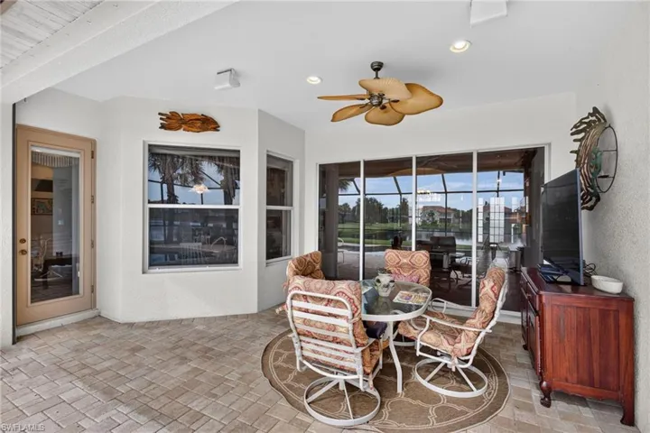 11021 Sea Tropic Ln, Fort Myers, Florida 33908