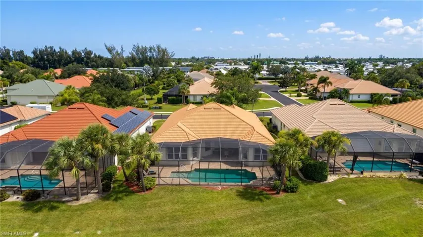 11021 Sea Tropic Ln, Fort Myers, Florida 33908