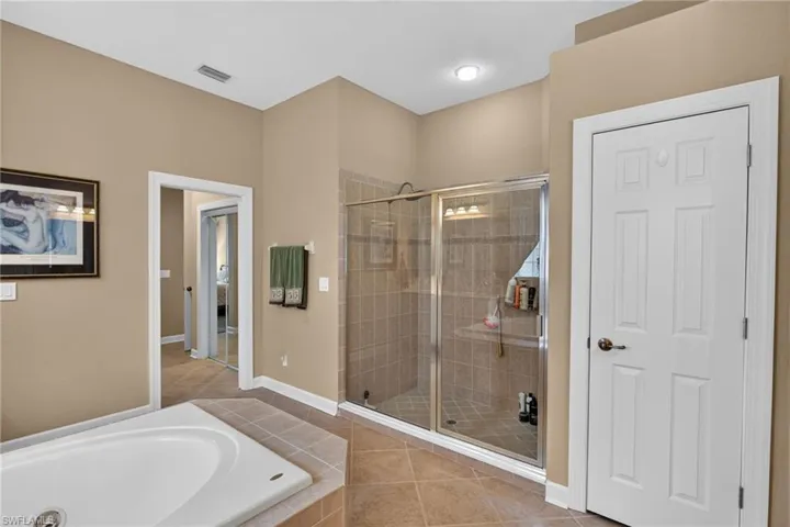 11021 Sea Tropic Ln, Fort Myers, Florida 33908