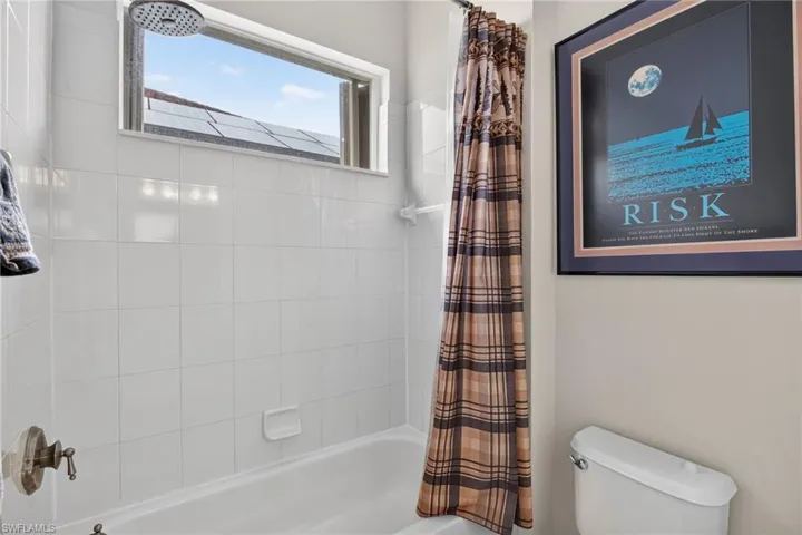 11021 Sea Tropic Ln, Fort Myers, Florida 33908