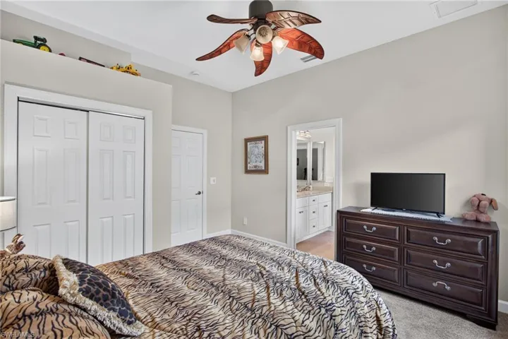 11021 Sea Tropic Ln, Fort Myers, Florida 33908