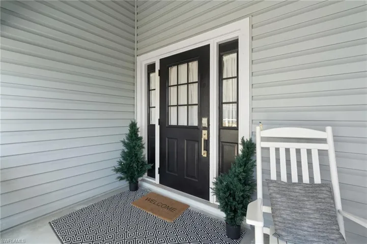 View of property entrance