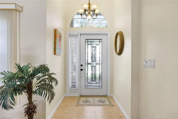 401 Nw 18th Ave, Cape Coral, Florida 33993