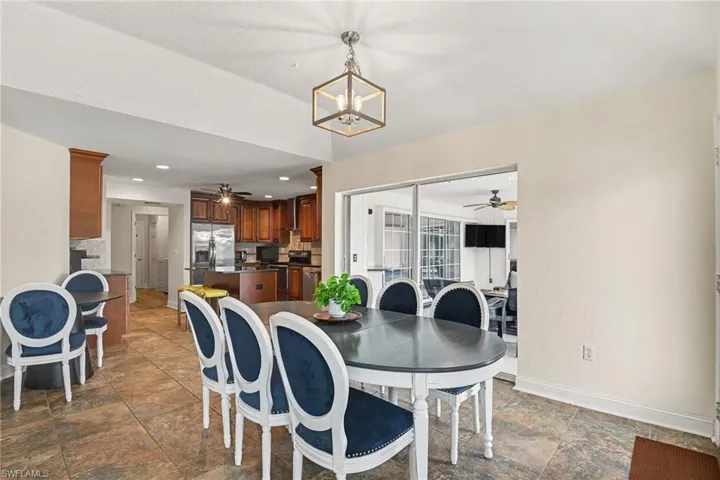 Breakfast/informal eating nook overlooking the pool and family room.