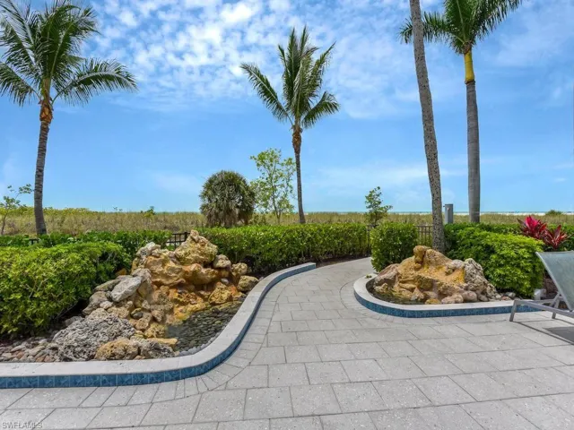 140 Seaview Ct 206s, Marco Island, Florida 34145