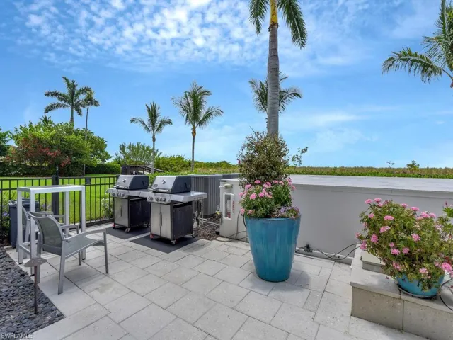 140 Seaview Ct 206s, Marco Island, Florida 34145