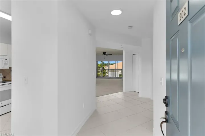 7835 Regal Heron Cir 202, Naples, Florida 34104