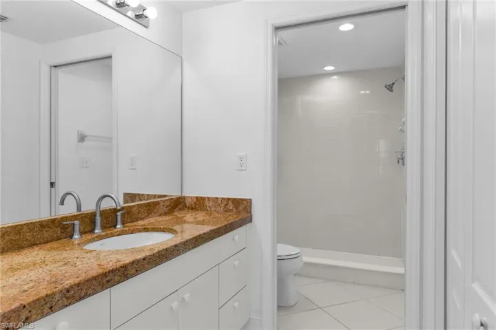 7835 Regal Heron Cir 202, Naples, Florida 34104