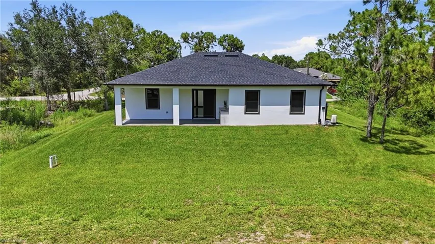 3823 Heyburn St, Fort Myers, Florida 33905
