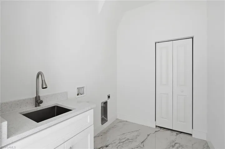 3823 Heyburn St, Fort Myers, Florida 33905