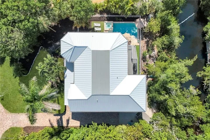 1111 Schooner Pl, Sanibel, Florida 33957