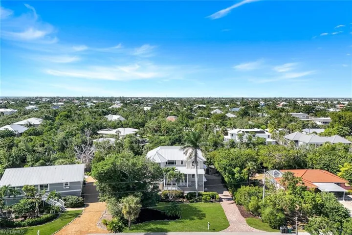 1111 Schooner Pl, Sanibel, Florida 33957