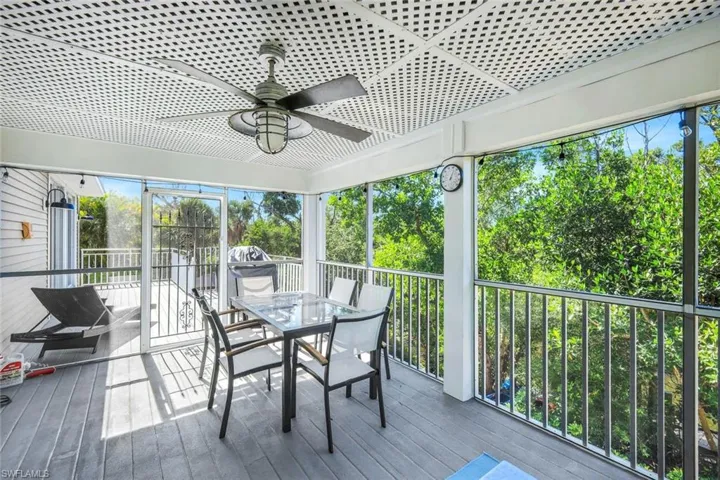 1111 Schooner Pl, Sanibel, Florida 33957