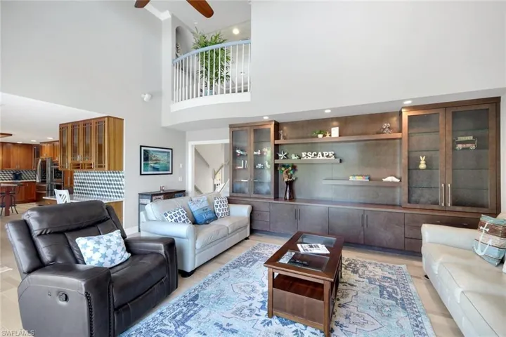 1111 Schooner Pl, Sanibel, Florida 33957