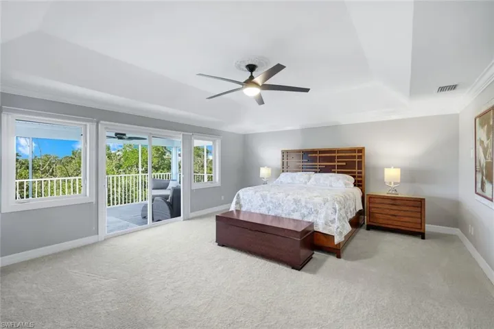 1111 Schooner Pl, Sanibel, Florida 33957