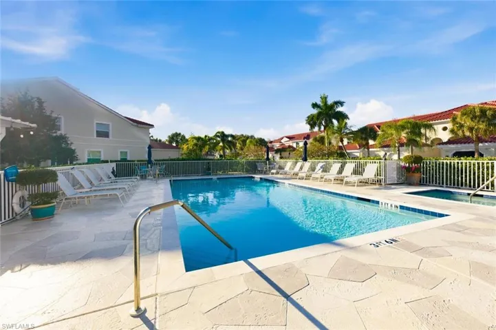 Glenmoor Greens II pool - only for residents of Glenmoor Greens II