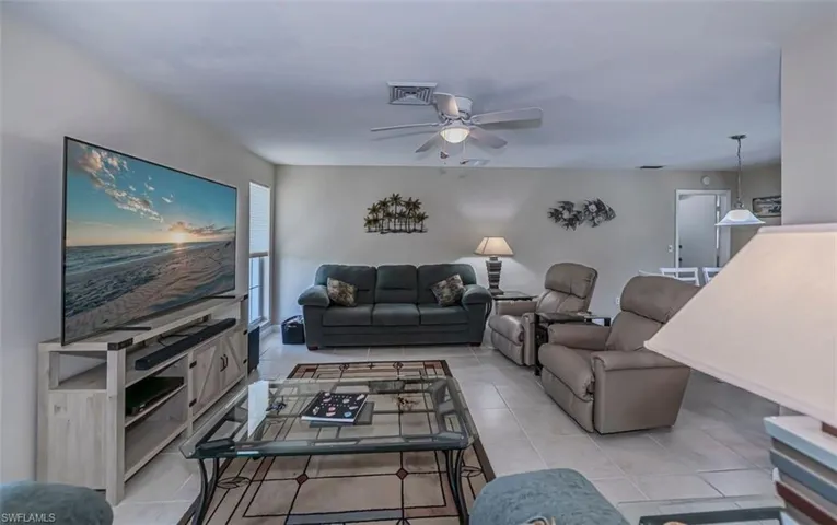 917 Se 35th St, Cape Coral Fl 33904