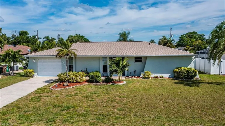 917 Se 35th St, Cape Coral Fl 33904