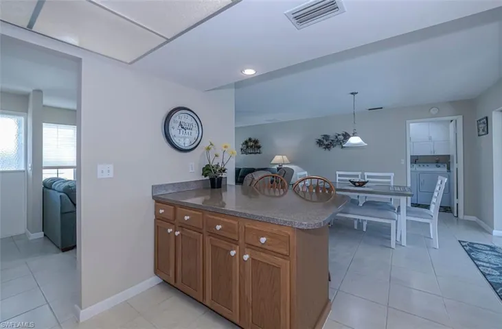 917 Se 35th St, Cape Coral Fl 33904