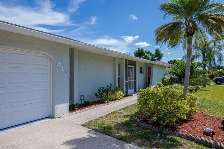 917 Se 35th St, Cape Coral Fl 33904