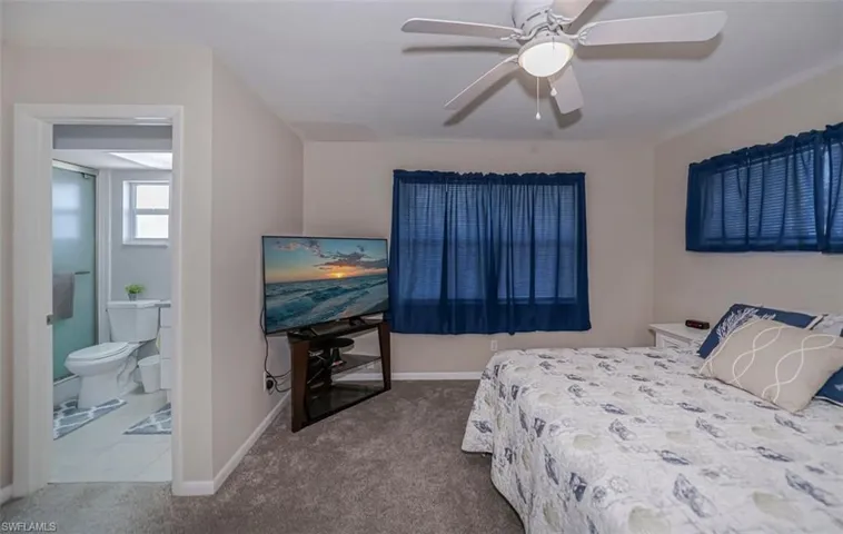 917 Se 35th St, Cape Coral Fl 33904