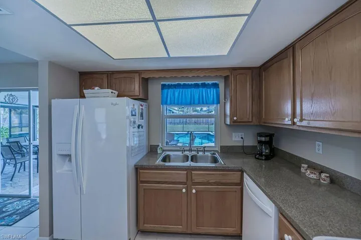 917 Se 35th St, Cape Coral Fl 33904